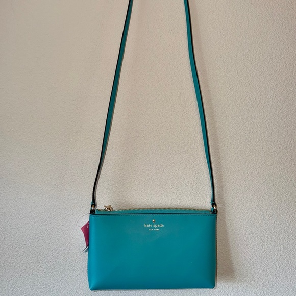 kate spade Handbags - Kate Spade Vibrant Blue Crossbody Bag
